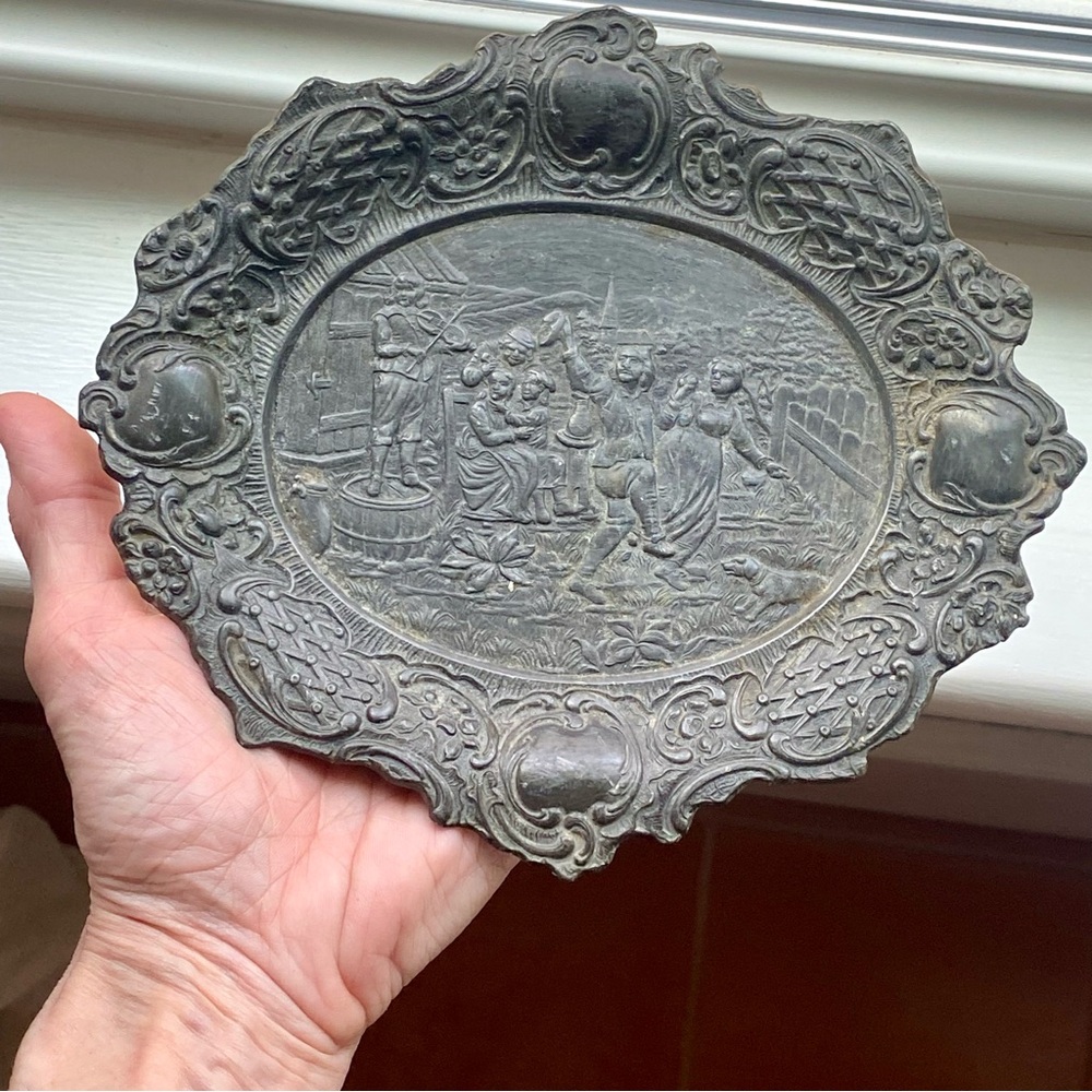 Vintage small platter/jewelry dish - Picture 7 of 9